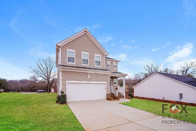 Building Photo - 1531 Antioch Dr