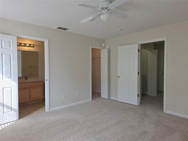 Building Photo - 16661 Cedar Crest Dr