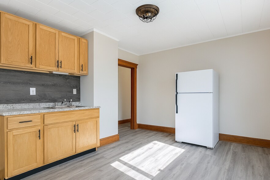 Building Photo - 57 Bartlett Ave