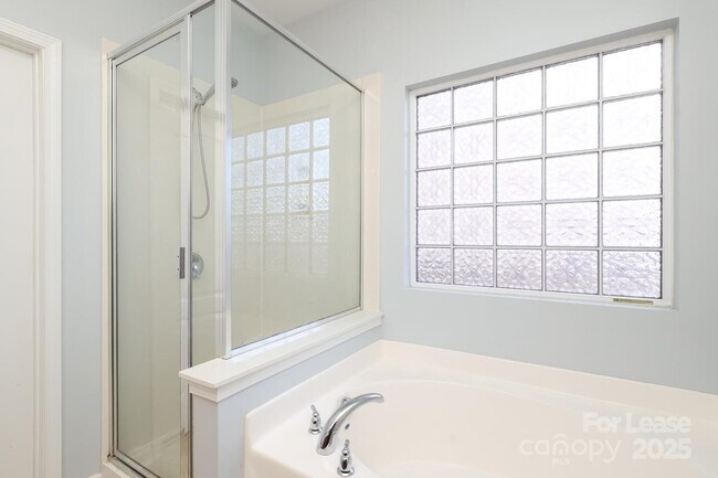 Building Photo - 1512 Sunflower Field Pl