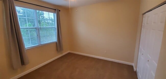 Building Photo - 3797 Piney Grove Dr