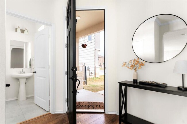 Building Photo - 7810 Song Sparrow Dr.