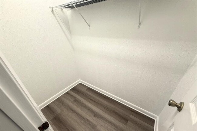 Building Photo - 501 SW 75th St