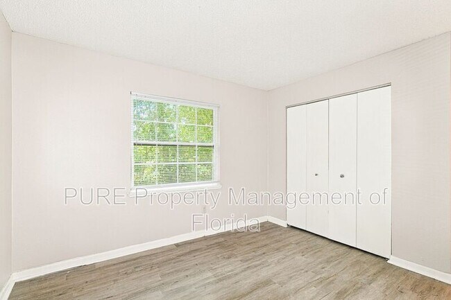 Building Photo - 2040 SE 40th Street Rd