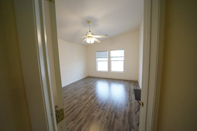 Building Photo - NO SHOWINGS until 5/1/2026