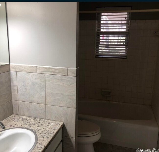 Building Photo - 7014 Ponderosa Dr