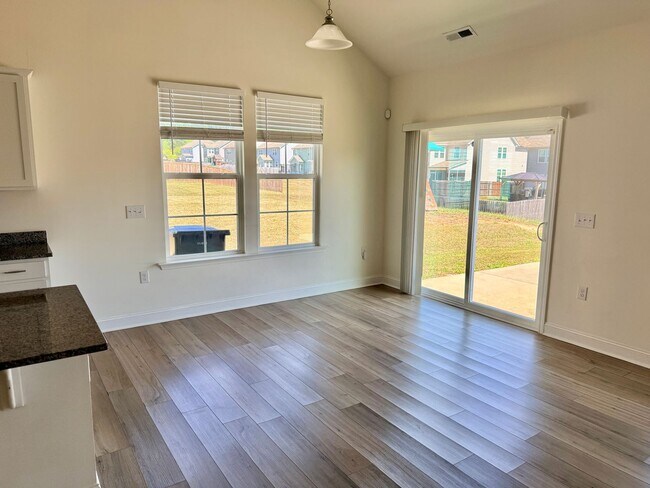 Building Photo - Charming & Spacious Home for Rent in Quiet Franklinton Neighborhood