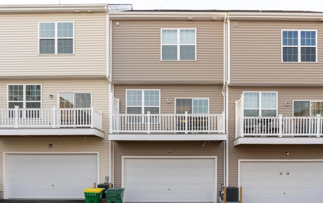 Building Photo - 3736 Green St