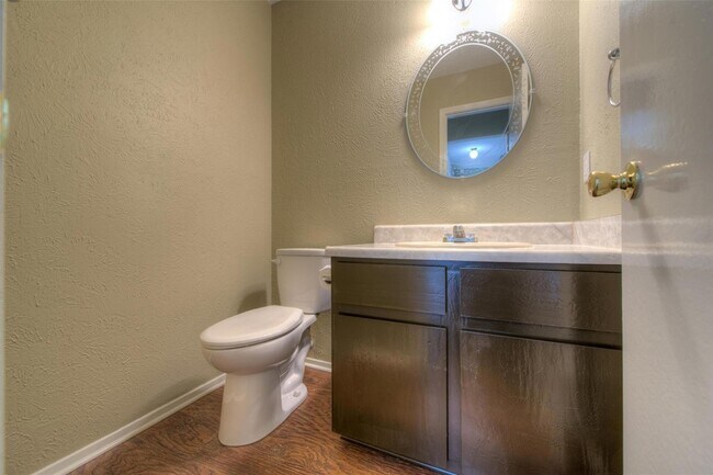 Building Photo - 11701 Ruffed Grouse Dr