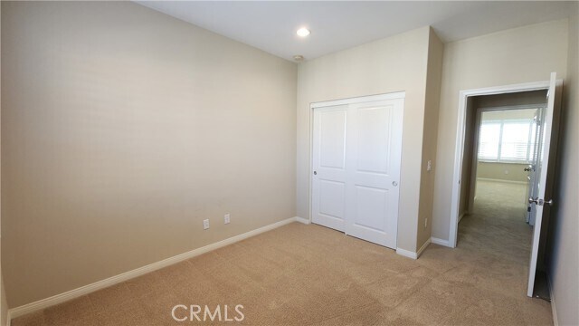 Building Photo - 32 Loquat