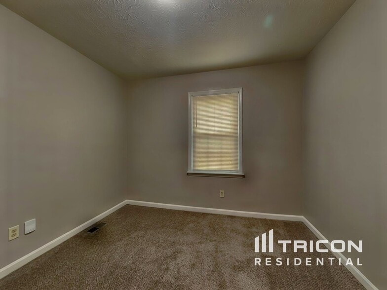 Building Photo - 175 Freestone Dr