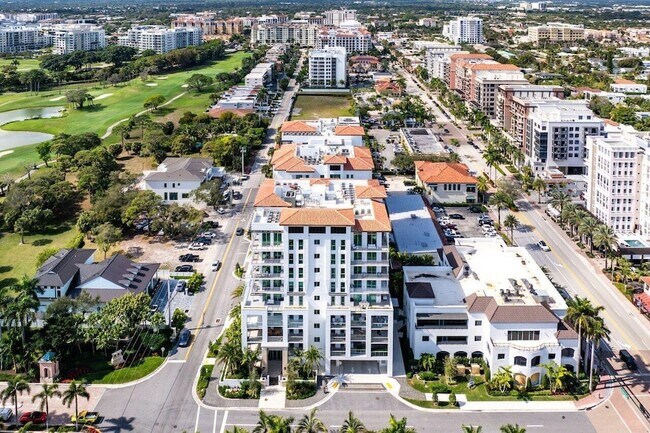 Building Photo - 495 E Royal Palm Rd
