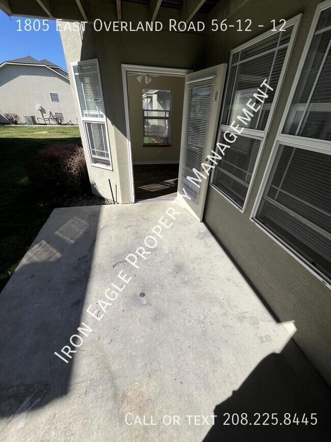 Building Photo - 1805 E Overland Rd
