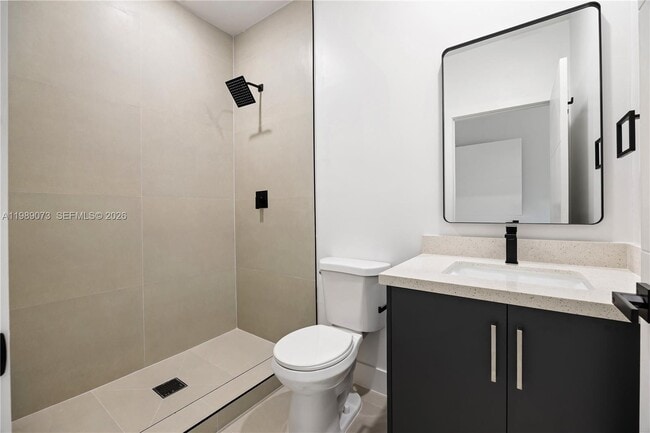 Building Photo - 122 NW 5th Ave