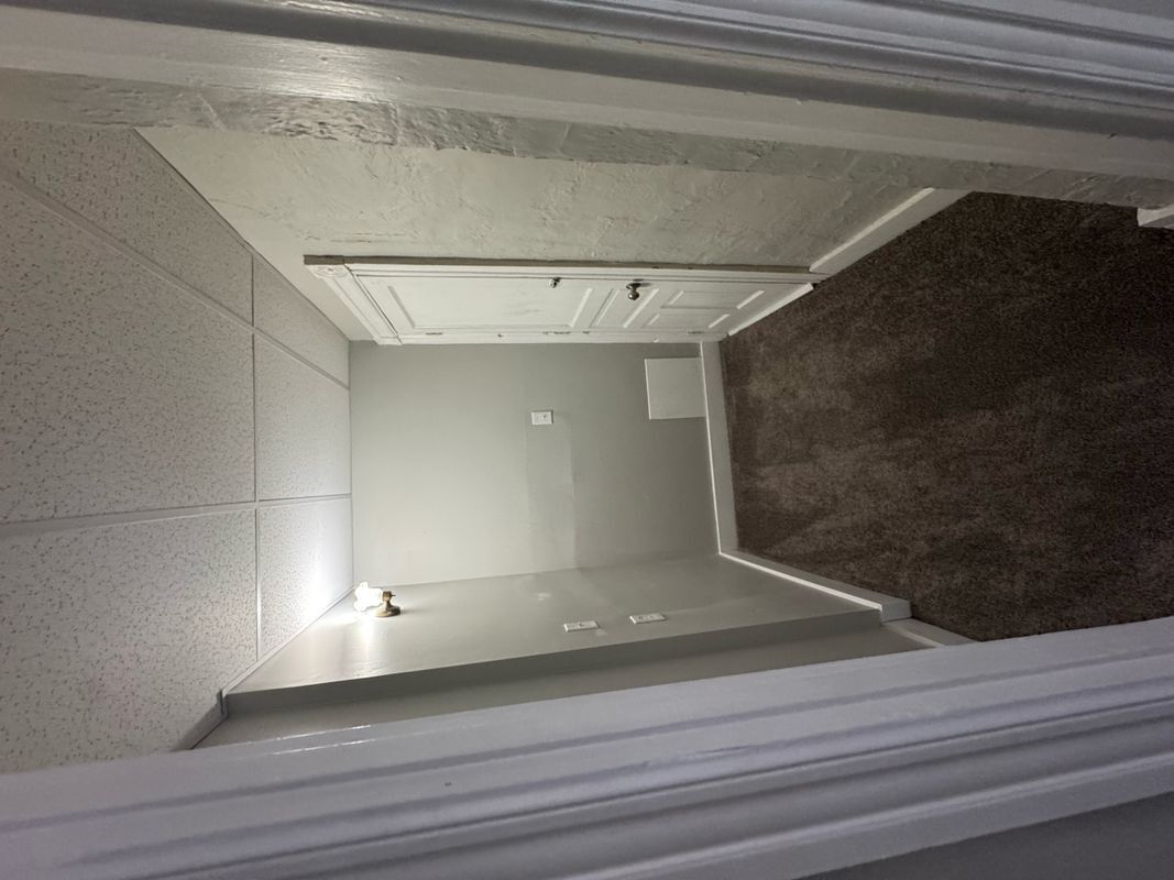 Building Photo - 241 N 4th St