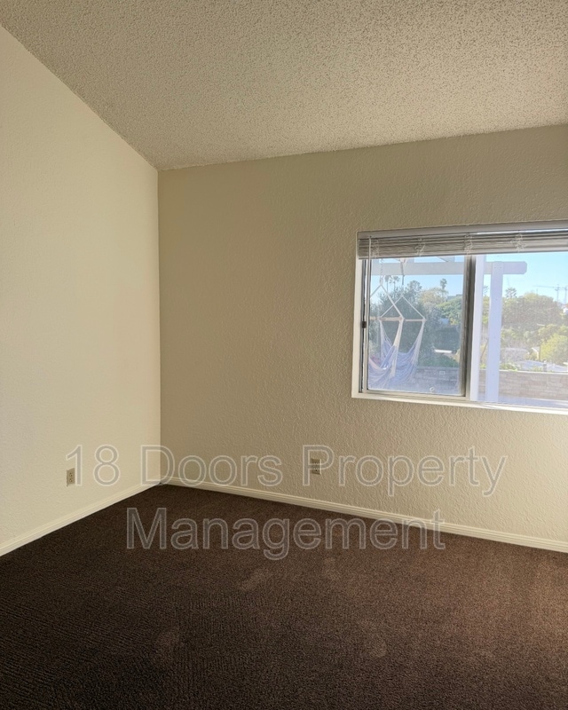 Building Photo - 3012 Skipper St