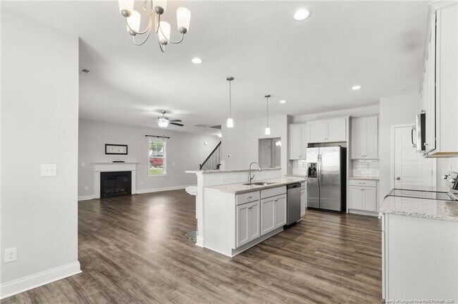 Building Photo - 153 Nairn St