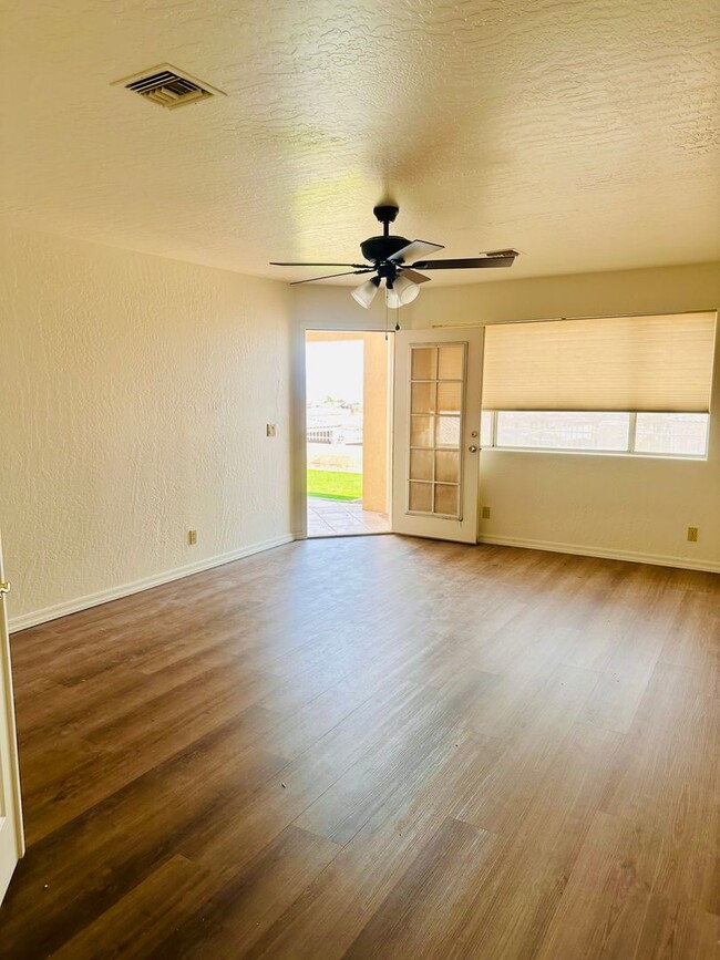 Building Photo - Long Term Rental