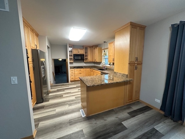Building Photo - 590 Alice Pl