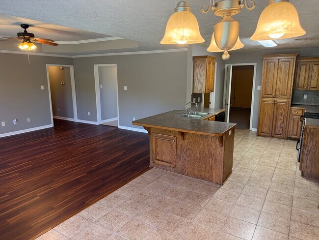 Building Photo - 2403 Lancashire Ln