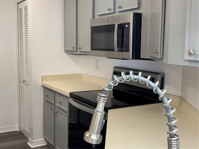 Building Photo - 4025 Angel Oak Ct