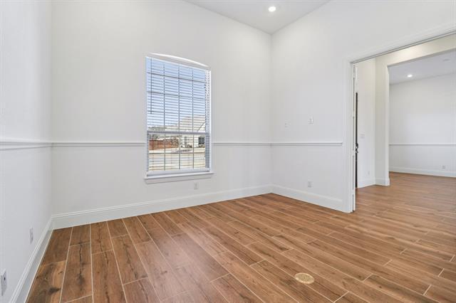 Building Photo - 901 Bluebonnet Dr