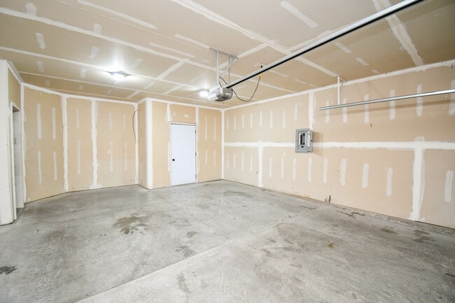 Building Photo - 8413 W 53rd St