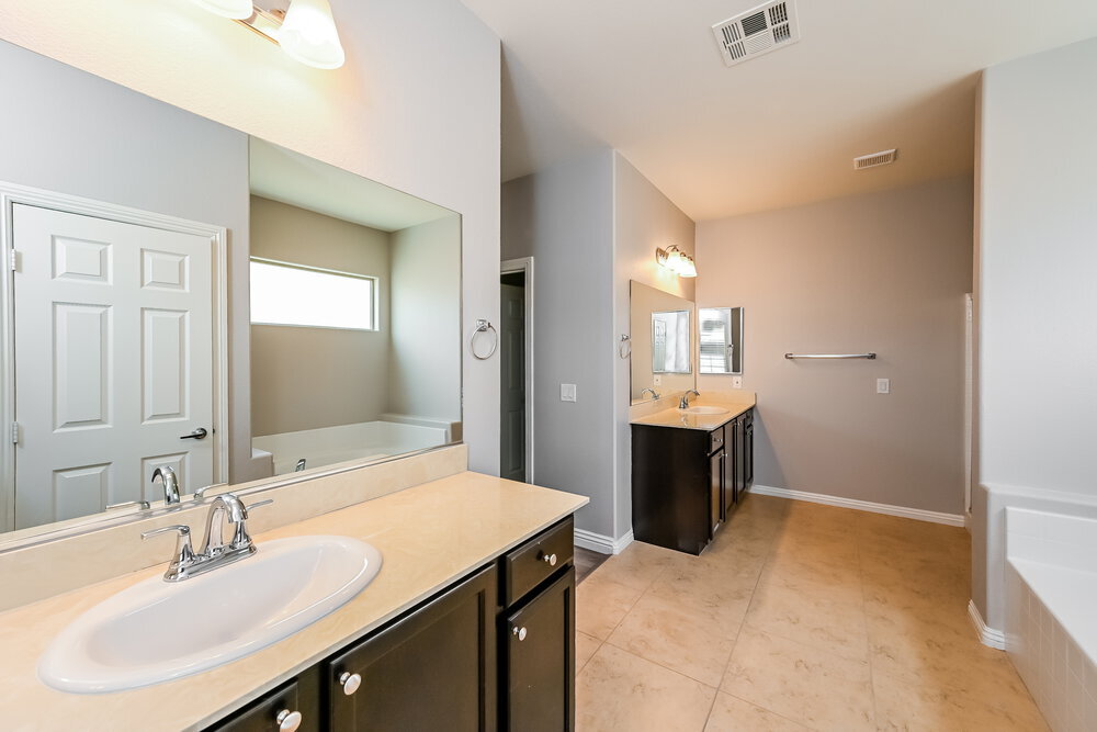Building Photo - 9655 Vega Carpio Ave