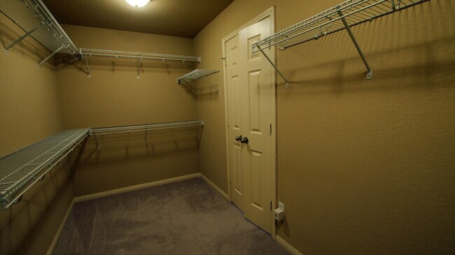 Building Photo - 197 Ferrule Dr