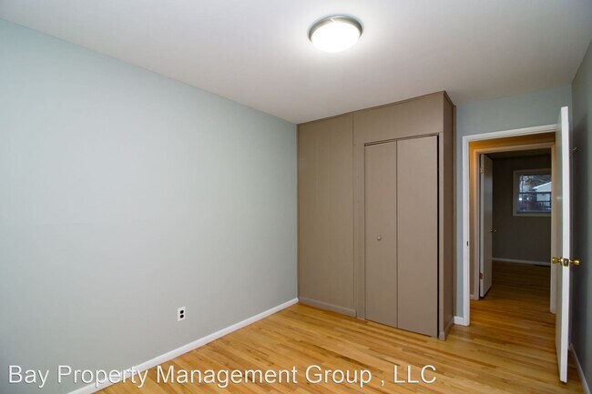 Building Photo - 3 br, 1.5 bath House - 609 Lacewood Drive