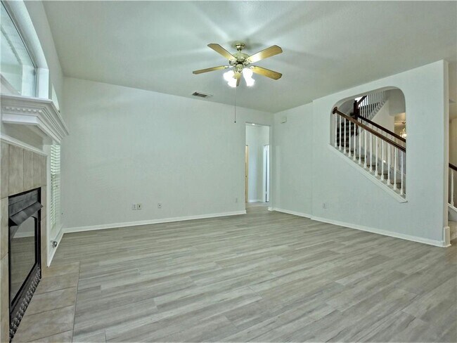 Building Photo - 1817 Chasewood Dr
