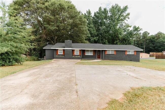 Building Photo - 6914 N Baggett Rd