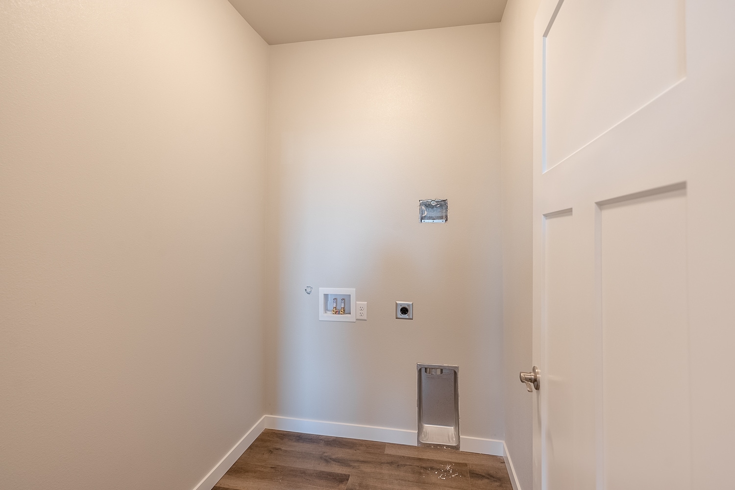 Building Photo - 4075 Quinn Dr NE