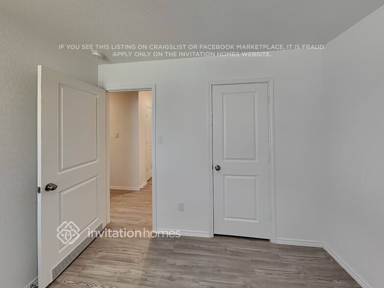 Building Photo - 171 Dodger Wy