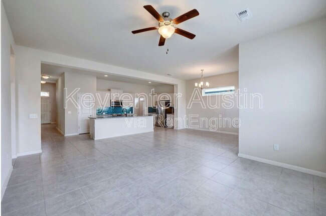 Building Photo - 9901 Dalliance Ln