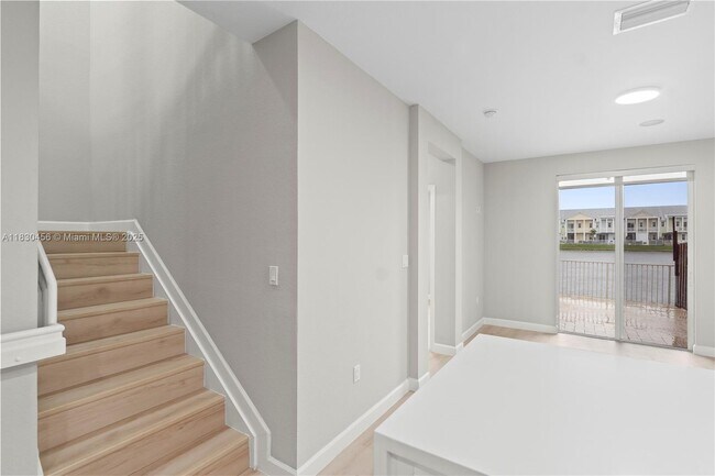 Building Photo - 10761 NW 75th St