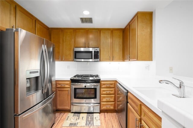 Building Photo - 127 Jadestone