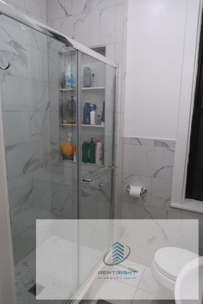 Building Photo - 1353 Ashland Ave