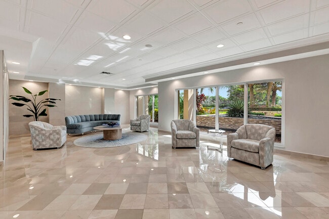 Building Photo - 4301 N Ocean Blvd