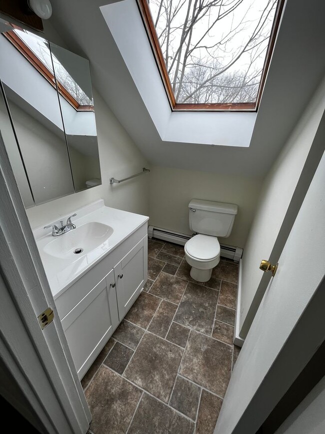 Building Photo - 20-22-22 Winter St