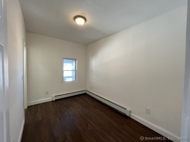 Building Photo - 920 Maplewood Ave