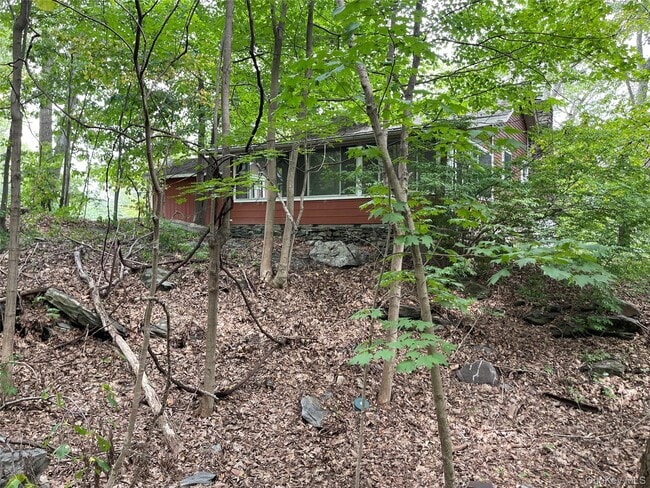 Building Photo - 7 Blueberry Hill