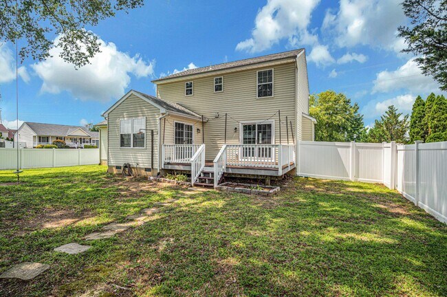 Building Photo - 12001 Setter Dr