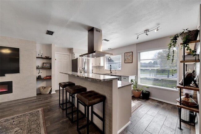 Building Photo - 2138 Timber Ln