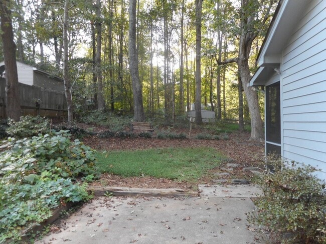 Building Photo - Pfafftown - Salem West!