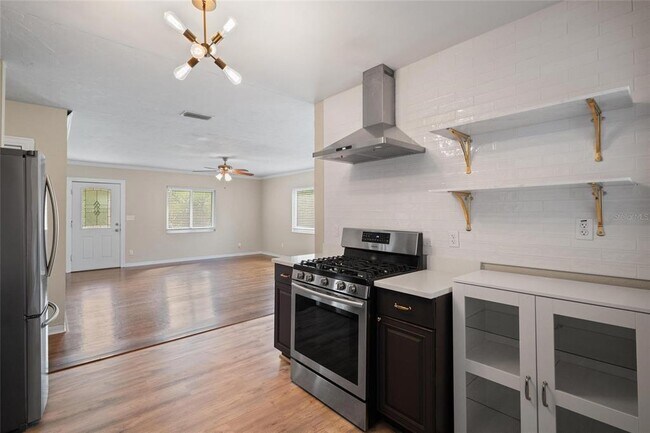 Building Photo - 4625 3rd Ave S