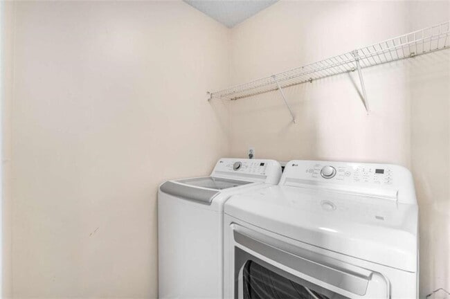 Building Photo - 4849 Lilly Stem Dr