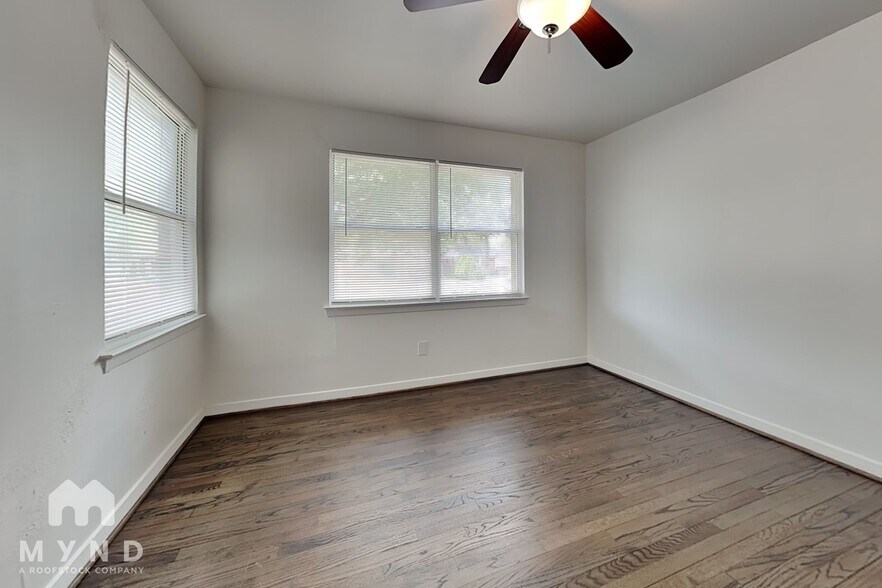 Building Photo - 10907 Cotillion Dr