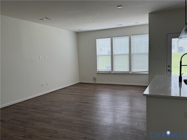 Building Photo - 18630 Palisades Cv Ct