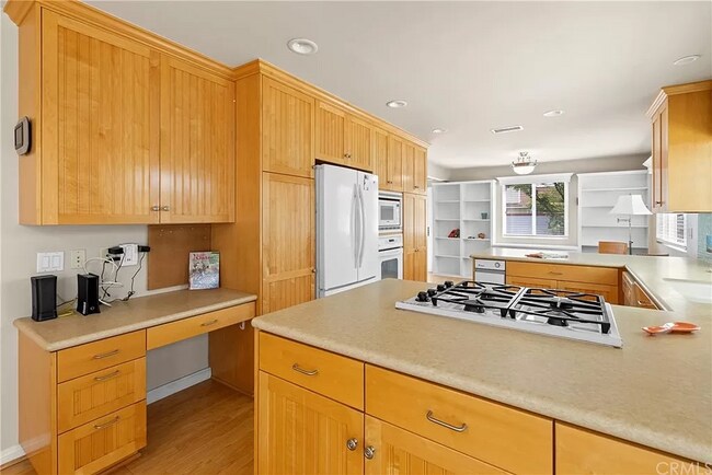 Building Photo - 3102 Tigertail Dr